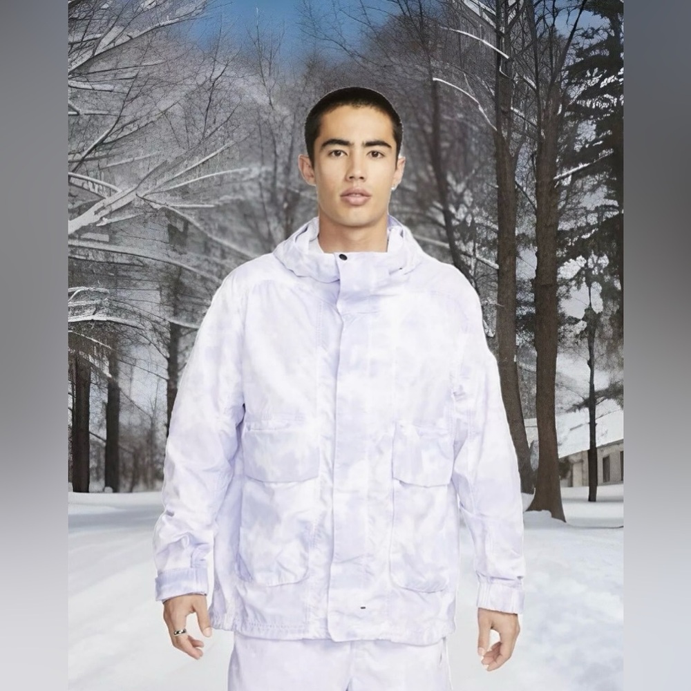 NWT Nike Tech Pack Light Silver/Black Woven Hooded Jacket M
